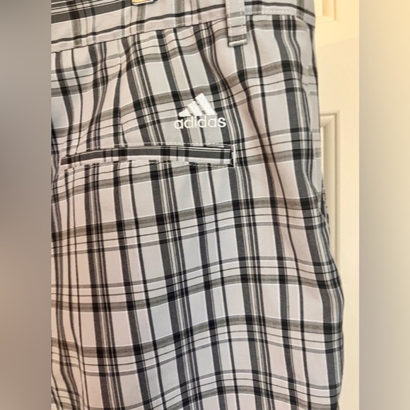 Adidas Men’s Golf Shorts 38” Gray Performance - Picture 6 of 6